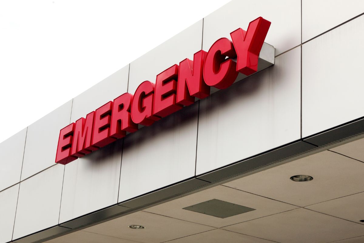 Emergency room sign