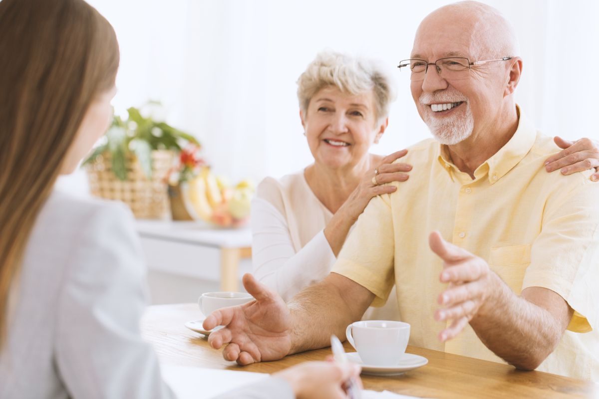 Medicare beneficiaries working with their Medicare advisor